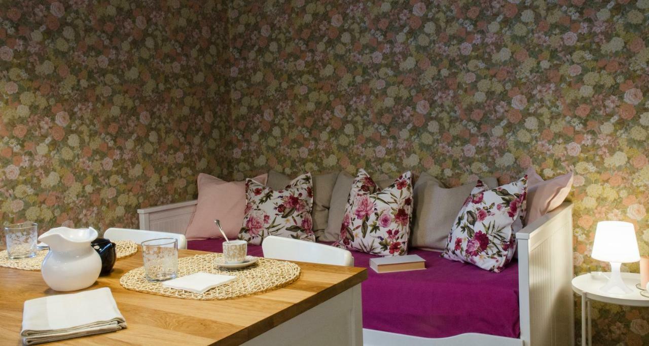 Flowers Apartment Joivy 25 コモ エクステリア 写真