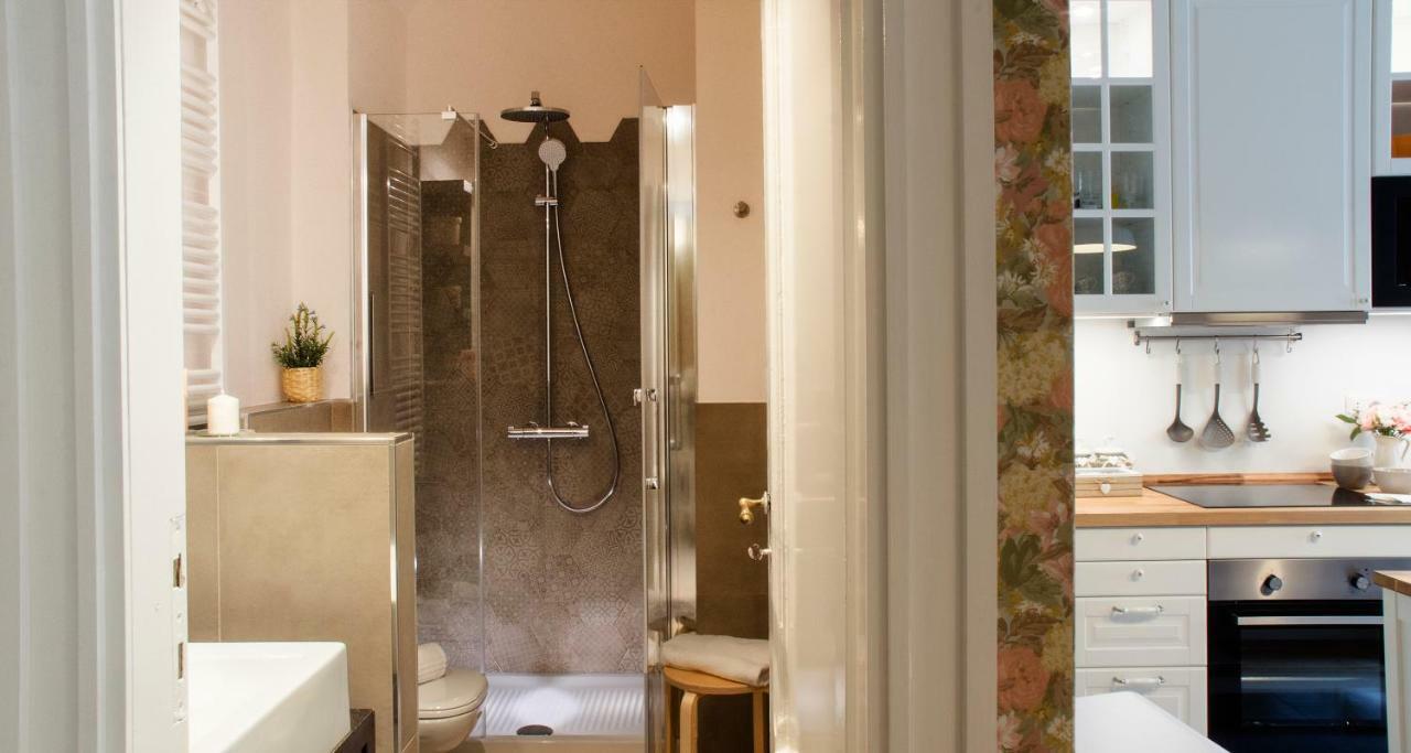 Flowers Apartment Joivy 25 コモ エクステリア 写真